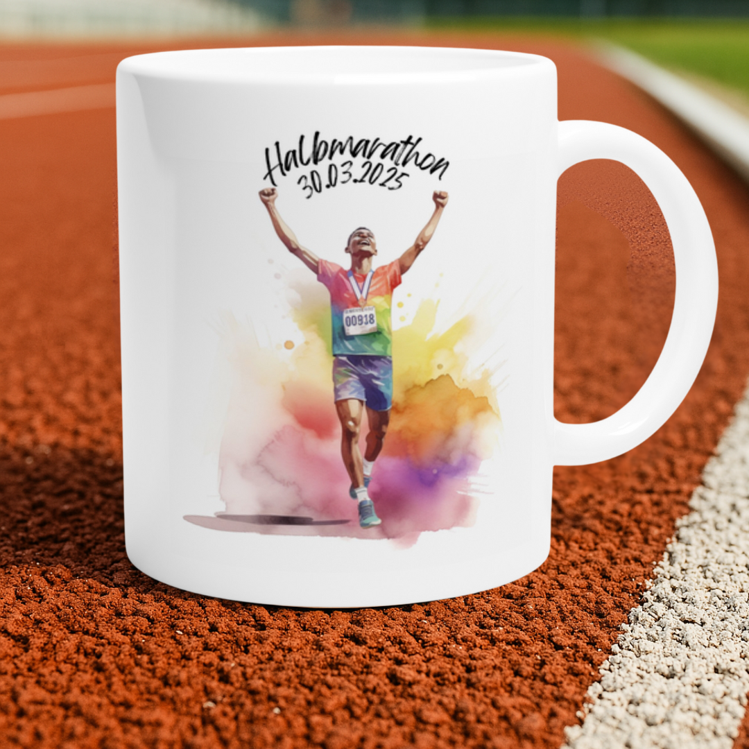 Geschenkidee für Halbmarathonläufer – sportliche Tasse mit farbigem Aquarell